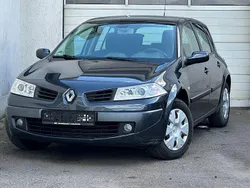 Grau Gebraucht 2008 Renault Mégane II Avantage Limousine | 3.499 € (Fairer Preis)