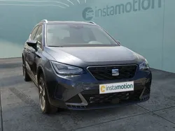 Grau Gebraucht 2024 Seat Arona FR SUV | 21.940 € (Fairer Preis)