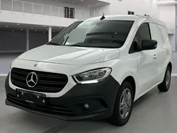 Weiß Gebraucht 2023 Mercedes Citan 110 Limousine | 19.999 € (Guter Preis)
