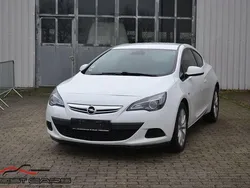 Weiß Gebraucht 2015 Opel Astra GTC Basis Coupé | 4.850 € (Guter Preis)