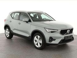 Vapour grey metallic Neu 2025 Volvo XC40 Core SUV | 36.590 € (Superpreis)