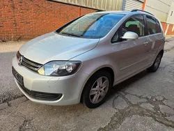 Silver leaf metallic Gebraucht 2010 VW Golf Plus Cross Comfortline Van / Kleinbus | 4.900 € (Guter Preis)