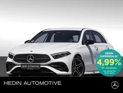 Unilack polarweiß Gebraucht 2025 Mercedes A200 AMG Limousine | 35.660 € (Etwas zu teuer)