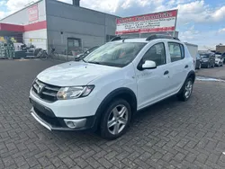 Weiß Gebraucht 2015 Dacia Sandero Prestige Kleinwagen | 4.999 € (Fairer Preis)