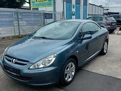 Grau Gebraucht 2005 Peugeot 307 CC Cabrio | 1.700 €
