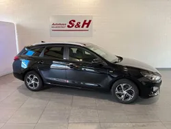Schwarz Gebraucht 2022 Hyundai i30 Kombi | 17.990 € (Fairer Preis)