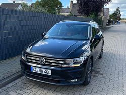 Schwarz Gebraucht 2017 VW Tiguan Sound SUV | 20.550 € (Fairer Preis)