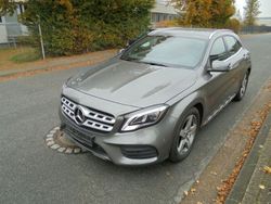 Grau metallic Gebraucht 2018 Mercedes GLA180 AMG line SUV | 19.900 € (Fairer Preis)