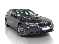 Schwarz ii/bonnet fluid black Gebraucht 2022 BMW 330 Sport Line Kombi | 29.999 € (Superpreis)
