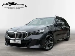 Grau Gebraucht 2024 BMW 520 M Sport Limousine | 55.490 € (Superpreis)