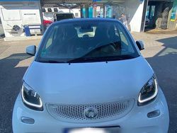 Weiß Gebraucht 2017 Smart ForTwo Coupé Passion Kleinwagen | 10.799 € (Fairer Preis)