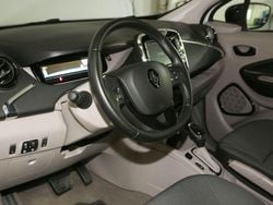 Weiß Gebraucht 2017 Renault Zoe Intens Kleinwagen | 6.990 € (Fairer Preis)