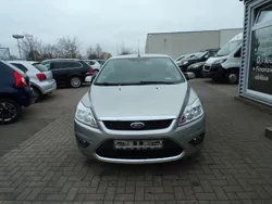 Silber Gebraucht 2008 Ford Focus Cabriolet Trend Cabrio | 3.900 € (Fairer Preis)