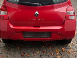 Rot Gebraucht 2011 Renault Twingo Kleinwagen | 2.300 €