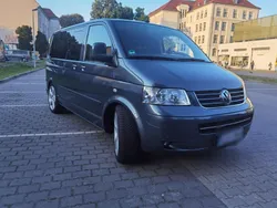 Grau Gebraucht 2004 VW T5 Highline Van | 12.900 € (Fairer Preis)