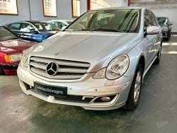 Silber Gebraucht 2007 Mercedes R320 Van / Kleinbus | 5.990 €