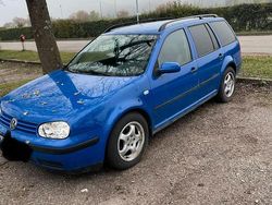 Blau Gebraucht 2002 VW Golf IV Edition Kombi | 900 € (Superpreis)