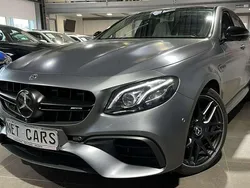 Grau Gebraucht 2018 Mercedes E63 AMG AMG Limousine | 67.900 €