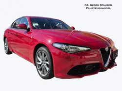 Rot Gebraucht 2022 Alfa Romeo Giulia Ti Limousine | 29.999 € (Guter Preis)