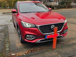 Rot Gebraucht 2022 MG EHS Luxury SUV | 19.500 € (Fairer Preis)