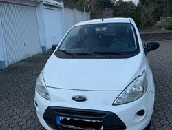Weiß Gebraucht 2012 Ford Ka Ambiente Kleinwagen | 2.000 € (Fairer Preis)