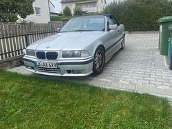 Silber Gebraucht 1999 BMW 318 Cabriolet Performance Cabrio | 3.499 €