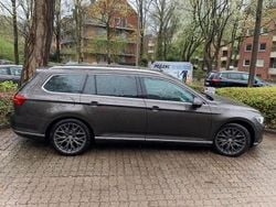 Braun Gebraucht 2019 VW Passat Active Kombi | 12.600 € (Fairer Preis)