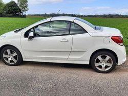 Weiß Gebraucht 2012 Peugeot 207 CC Cabrio | 7.500 € (Teuer)