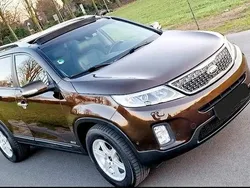 Braun Gebraucht 2015 Kia Sorento 2 SUV | 15.400 € (Fairer Preis)