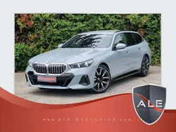 Grau Gebraucht 2024 BMW 520 M Sport Limousine | 56.880 € (Fairer Preis)