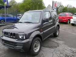 Grau Gebraucht 2009 Suzuki Jimny Comfort SUV | 8.890 € (Fairer Preis)