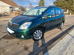 Grün Gebraucht 2003 Toyota Corolla Verso Sol Van / Kleinbus | 1.850 € (Guter Preis)