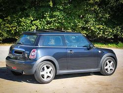 Schwarz Gebraucht 2008 Mini Cooper Kleinwagen | 3.700 €