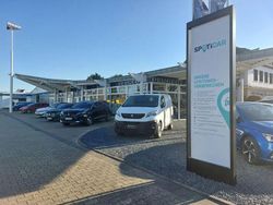 Gelb Gebraucht 2023 Peugeot 208 Allure Kleinwagen | 18.390 € (Etwas zu teuer)