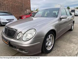 Silber Gebraucht 2006 Mercedes E200 Limousine | 5.990 € (Guter Preis)