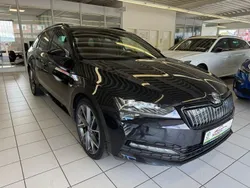 Schwarzmagic perleffekt Gebraucht 2022 Skoda Superb SportLine Kombi | 23.690 € (Fairer Preis)