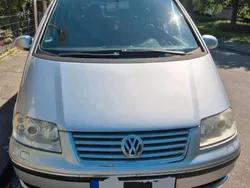 Silber Gebraucht 2004 VW Sharan Van / Kleinbus | 3.500 € (Teuer)