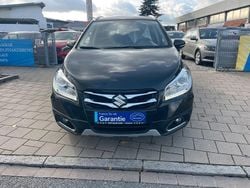 Schwarz Gebraucht 2016 Suzuki SX4 S-Cross Club Van / Kleinbus | 11.699 € (Etwas zu teuer)