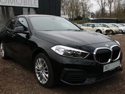 Schwarz Gebraucht 2021 BMW 118 Advantage Kleinwagen | 17.495 € (Guter Preis)