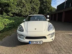 Weiß Gebraucht 2011 Porsche Cayenne SUV | 18.000 € (Teuer)
