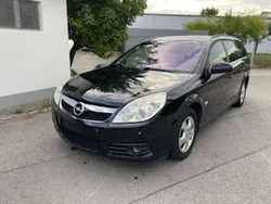 Schwarz Gebraucht 2008 Opel Vectra Kombi | 1.200 € (Guter Preis)