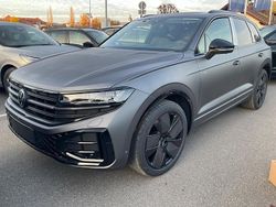 Silizium grau matt Neu 2025 VW Touareg R-line SUV | 80.945 € (Teuer)
