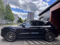 Schwarz Gebraucht 2023 Porsche Cayenne SUV | 104.500 € (Teuer)