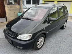 Dunkelgrün Gebraucht 2002 Opel Zafira Executive Van / Kleinbus | 2.399 € (Fairer Preis)