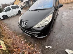 Schwarz Gebraucht 2008 Peugeot 207 Kleinwagen | 800 €