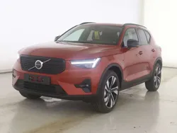 Rot Gebraucht 2024 Volvo XC40 Ultra SUV | 39.698 € (Fairer Preis)