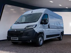 Weiß Gebraucht 2024 Peugeot Boxer Van | 36.890 €
