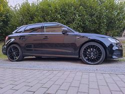 Schwarz Gebraucht 2020 Audi A3 Sportback S-Line Kleinwagen | 20.500 € (Guter Preis)