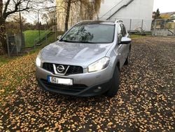 Grau Gebraucht 2013 Nissan Qashqai +2 Tekna SUV | 6.400 € (Guter Preis)