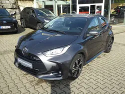 Marlingrau Gebraucht 2024 Toyota Yaris Hybrid Team Kleinwagen | 24.990 € (Etwas zu teuer)
